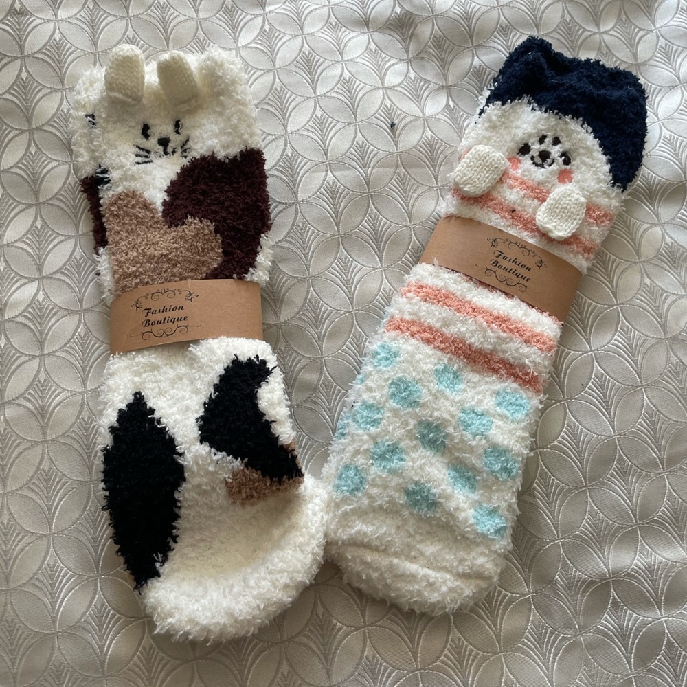 2 pair NWT ladies fuzzy socks